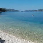Mateja 3*