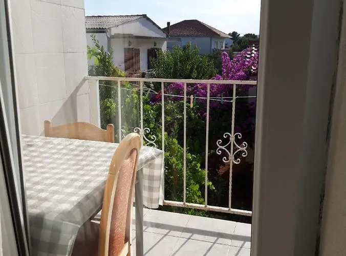فندق مبيت وإفطار Mateja Donji Okrug (Ciovo)
